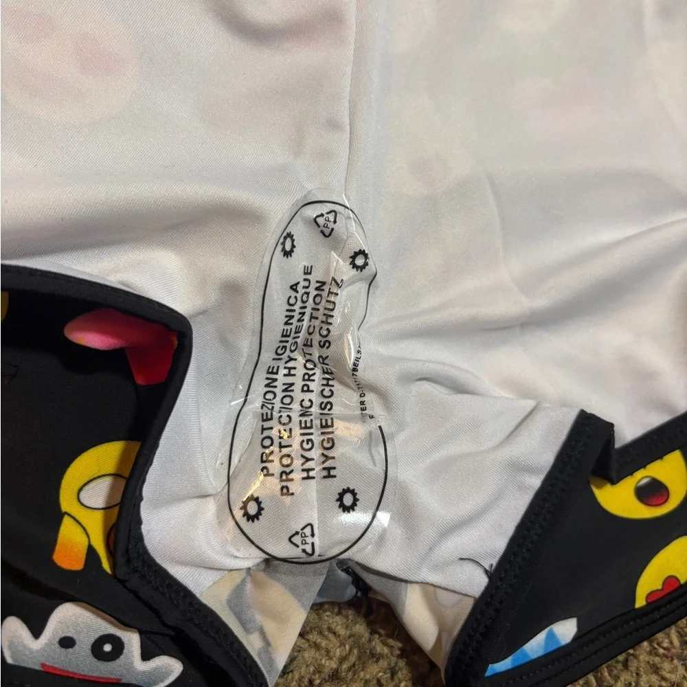 NWOT Plus Size Emoji Set - Picture 10 of 10